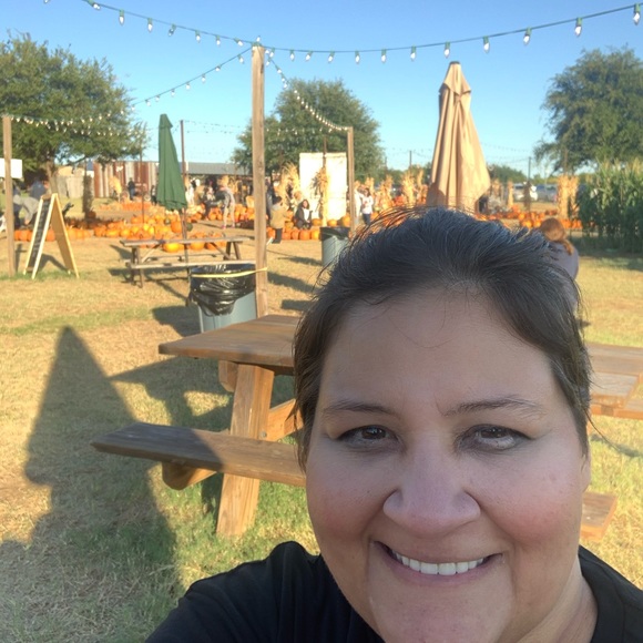 Meet your Posher, Ami - Picture 8 of 9